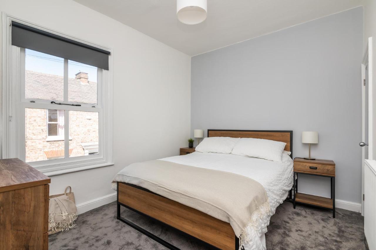 Stylish, Centrally Located Terrace - Pass The Key York Extérieur photo