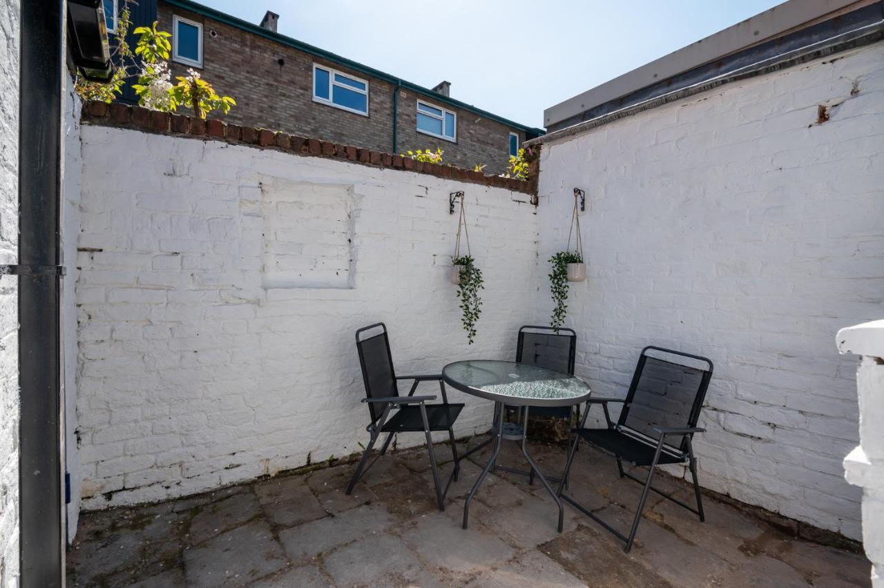 Stylish, Centrally Located Terrace - Pass The Key York Extérieur photo